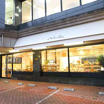 クロムエルシェイクパートナーショップ マザーズドッグス